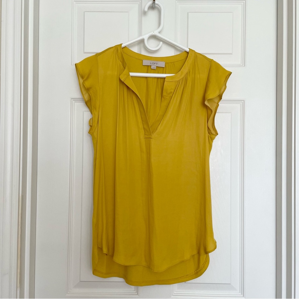 LOFT Mustard Yellow Flutter-Sleeve Blouse – Small